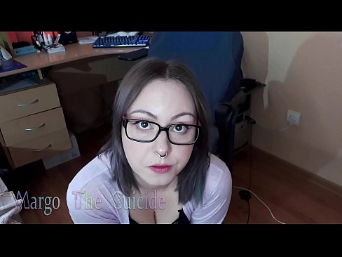 ❤️ Секси девојка со наочари длабоко го цица дилдото на камерата ❤ Секс на порно mk.porno-filmy.ru ❌️
